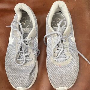 Nike Women's Light Gray Athletic Shoes Well Worn